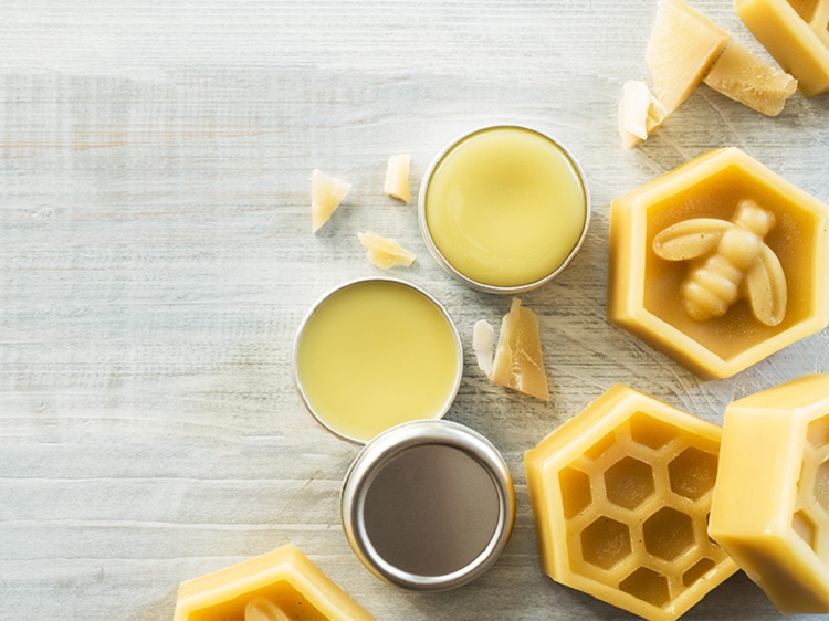 recettes cosmétiques maison à la cire d'abeilles soin naturel diy