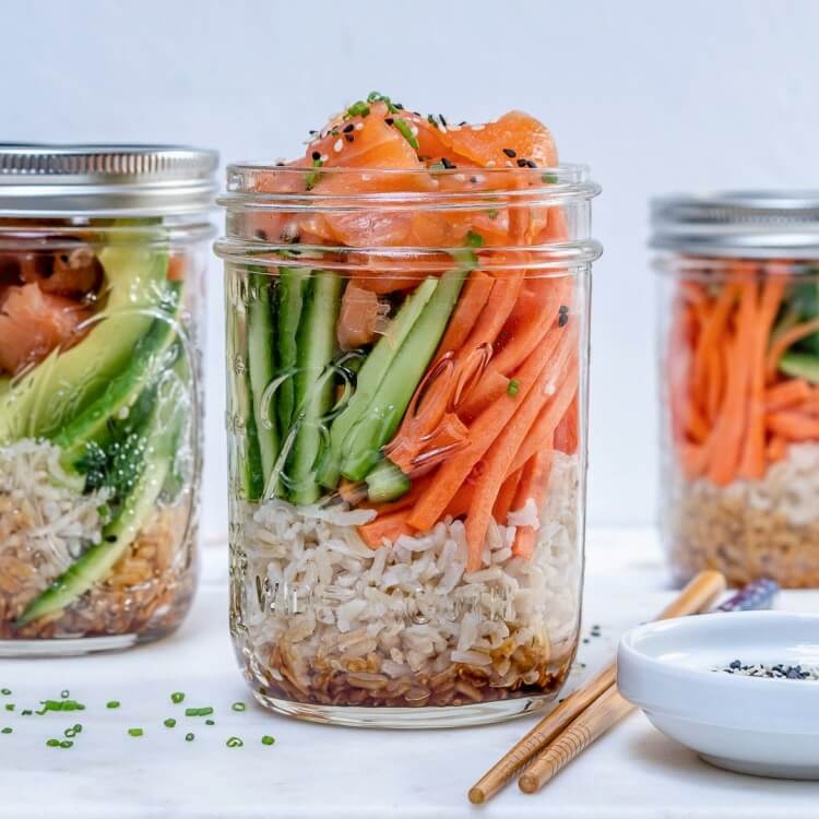 repas équilibré sushi jar au saumon fumé carotte concombre