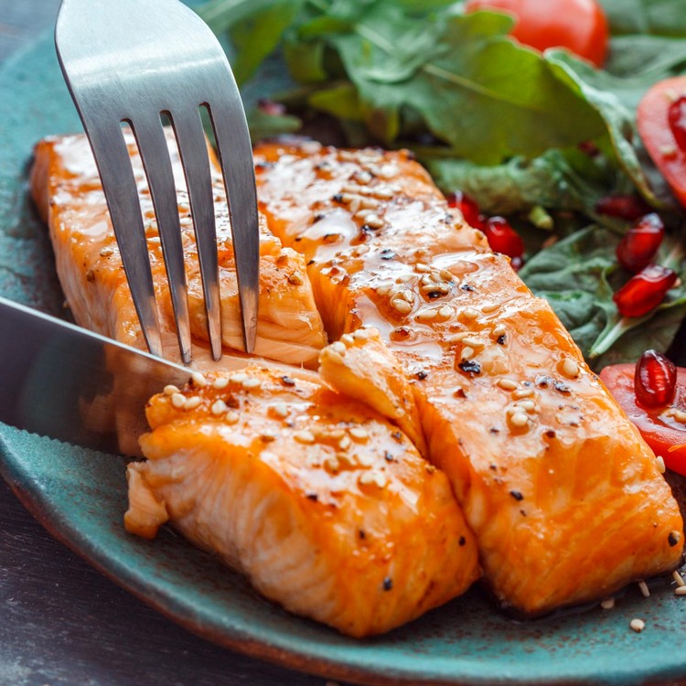 saumon cuit aliments réprimer appétit santé délicieux