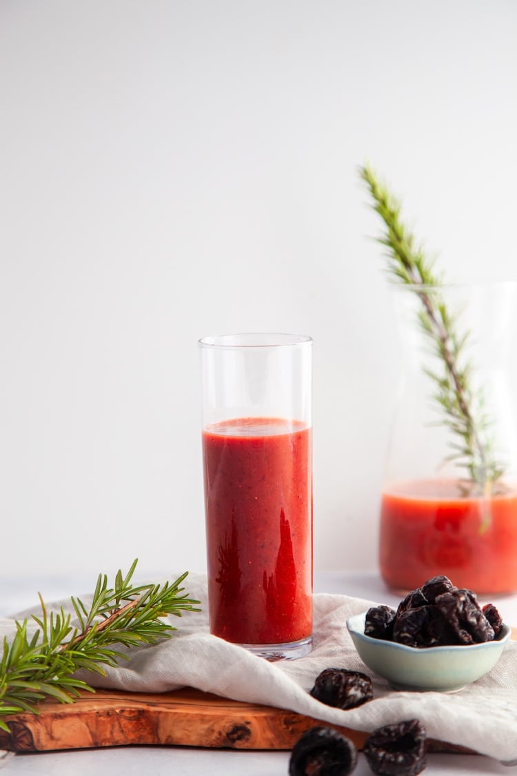smoothie pruneaux baies rouges