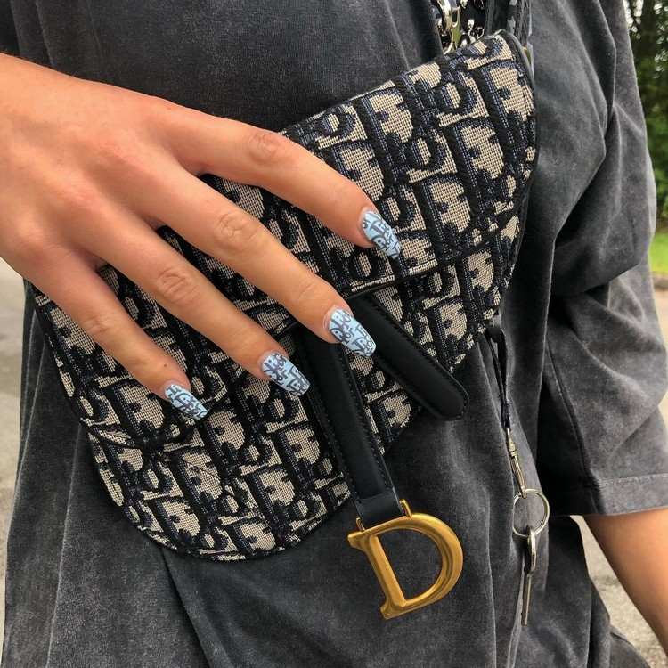 La tendance ongles est le complément parfait de votre tenue Dior nails