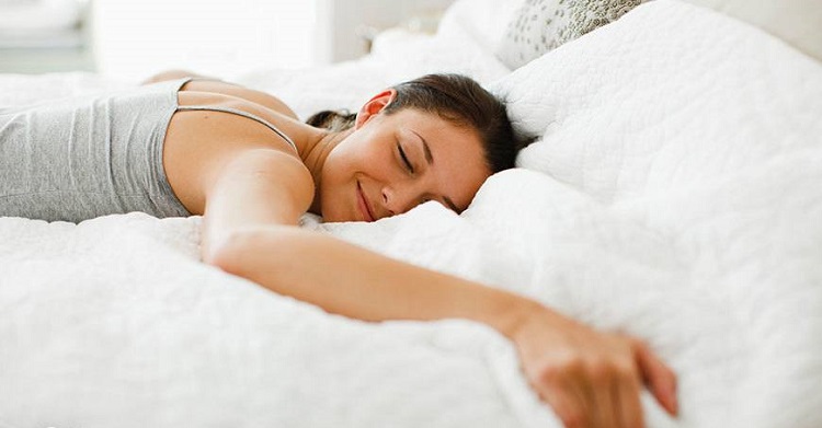 faire une brume oreiller maison et bio pour mieux dormir