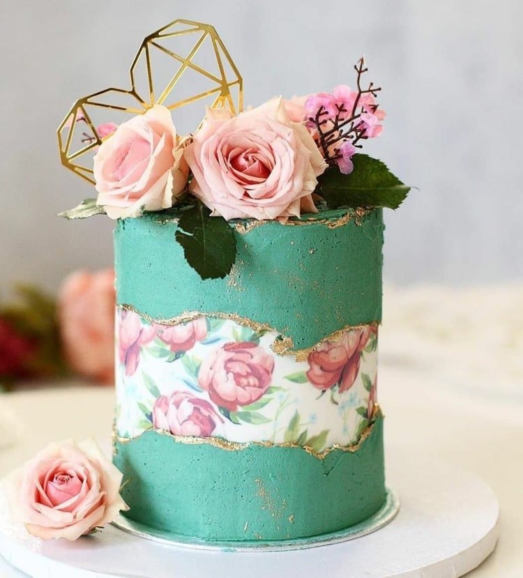 fault line cake design gateau faillé aux roses coméstibles