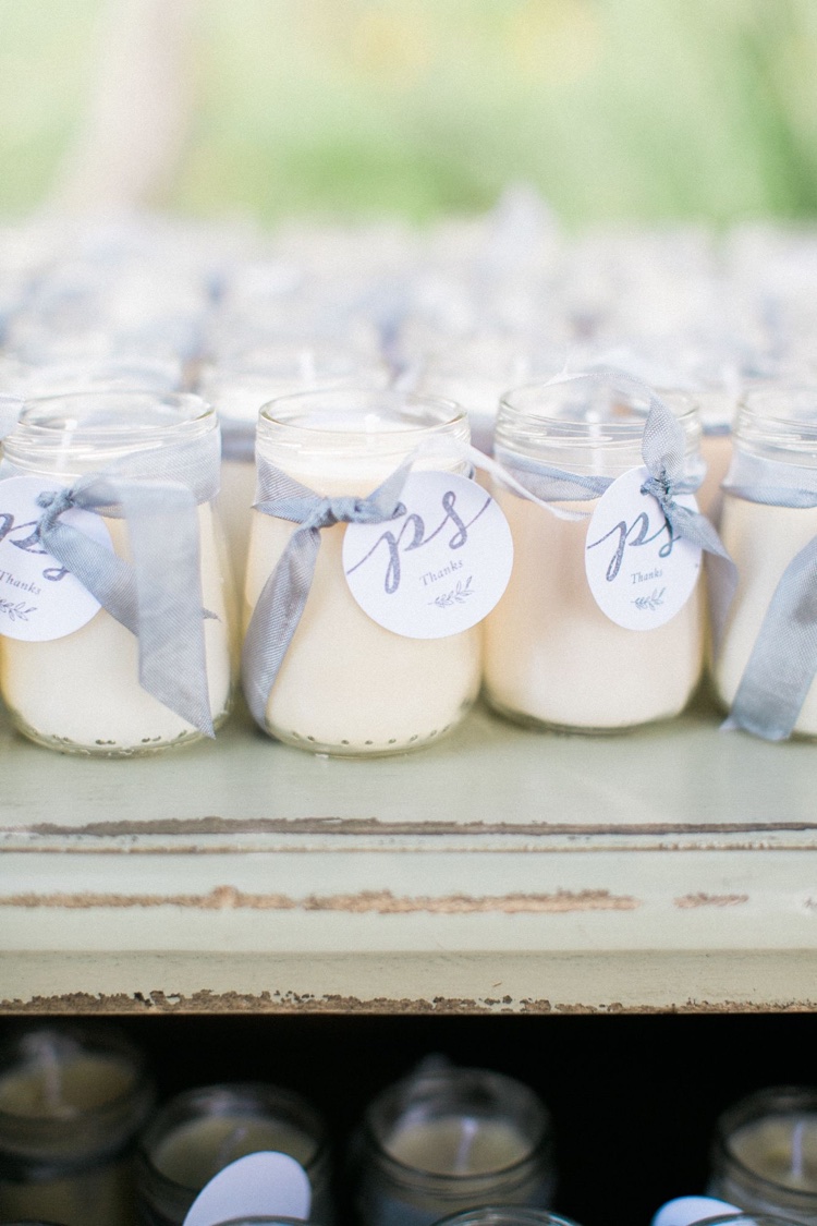 mini bougies parfumees etiquettes personnalisees souvenirs invites mariage