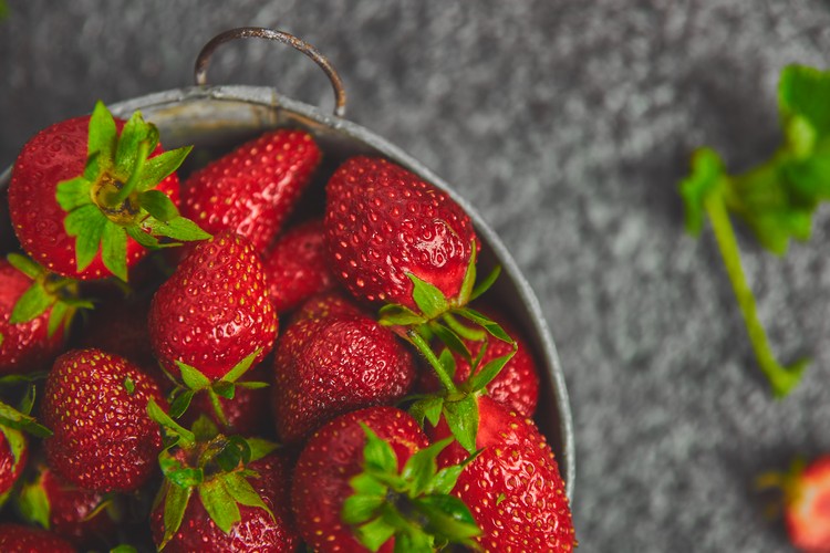perte de poids avec des fraises alimentation minceur fibres solubles vitamines minéraux