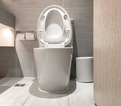 toilette intelligente petite salle toilettes moderne