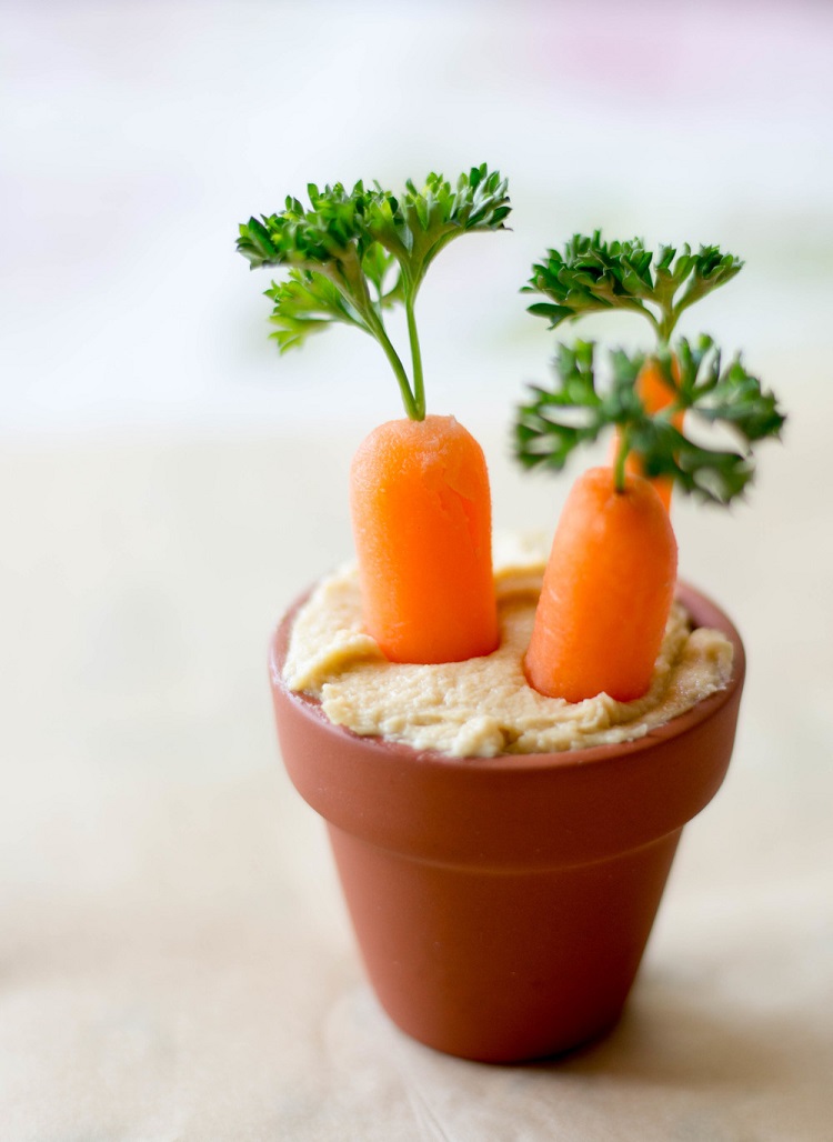 amuse bouche pour paques facile et rigolo carottes et houmous
