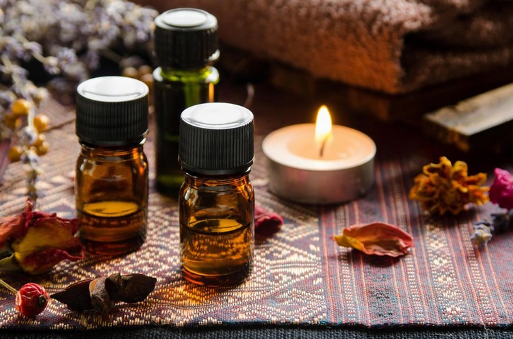 aromathérapie huile essentielle bois de santal modes emploi