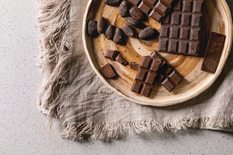 chocolat noir bienfaits santé prévenir maladies cardiaques source antioxydants