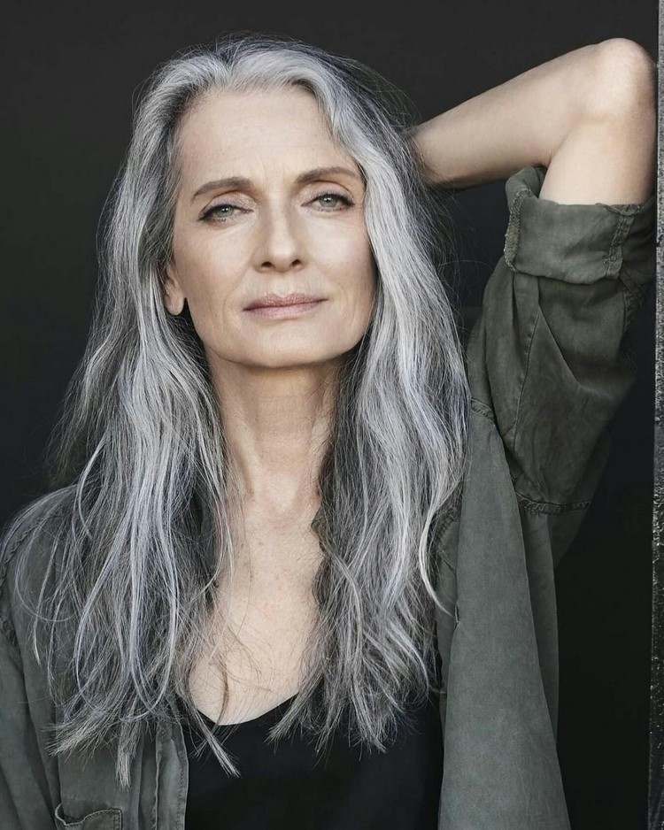 coiffures cheveux gris