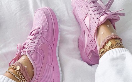comment porter des baskets roses en printemps