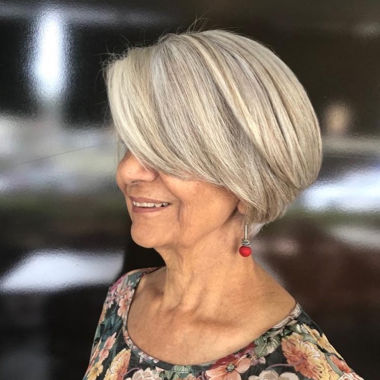 Blond Silver Color Bob Square Cut For 60 Years Old Woman
