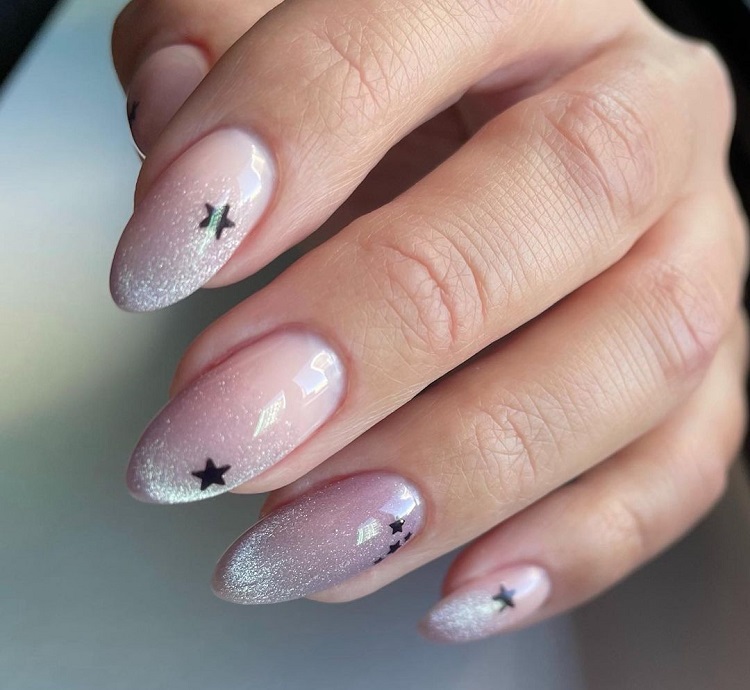 déco ongles velours velvet nails nude motif étoile