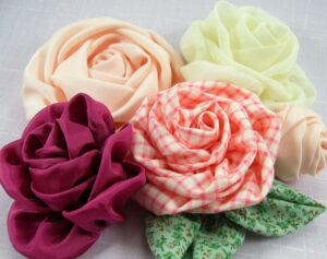 fleurs en tissu utiliser décoration accessoires