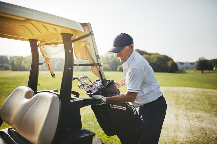 jouer au golf peut retarder la progression de la maladie de Parkinson nouvelle étude américaine Tai-chi