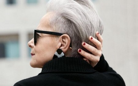 quelle coiffure cheveux gris femme tendance choisir
