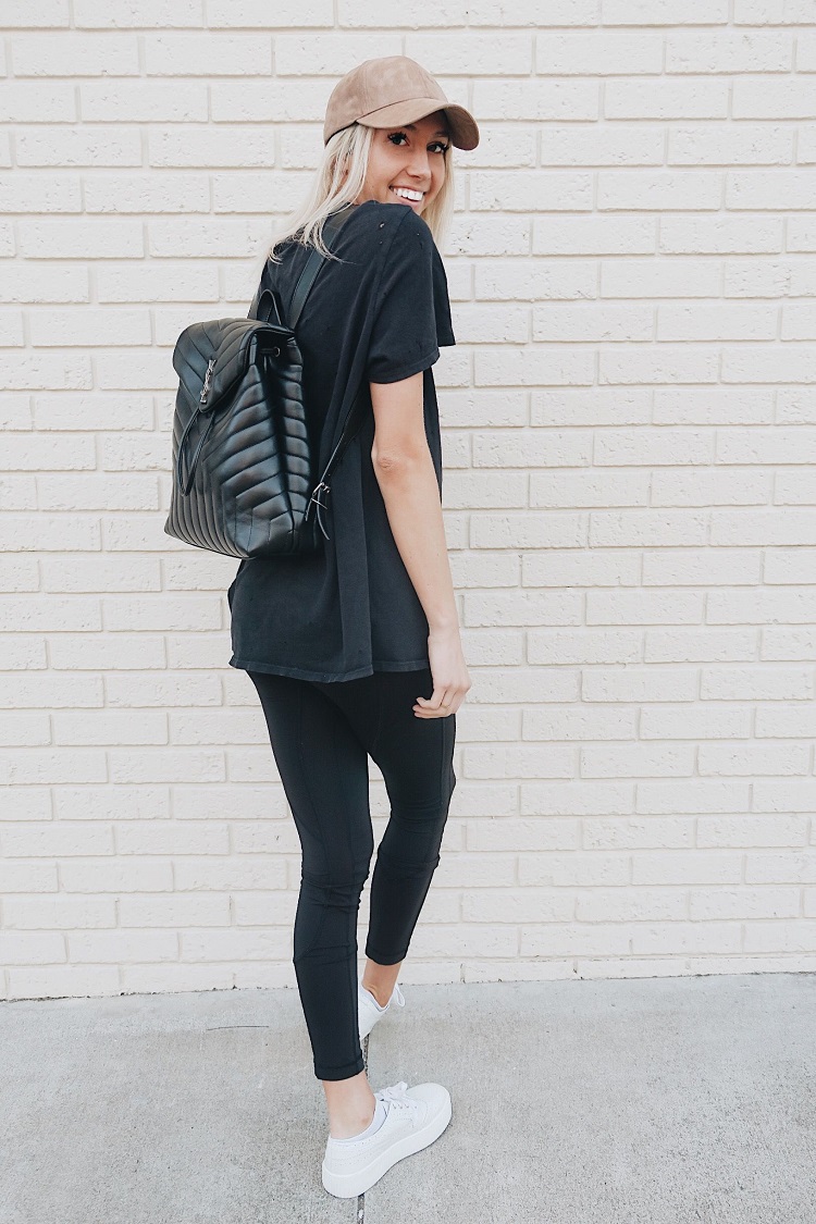 sac à dos YSL noir pour un streetwear parfait