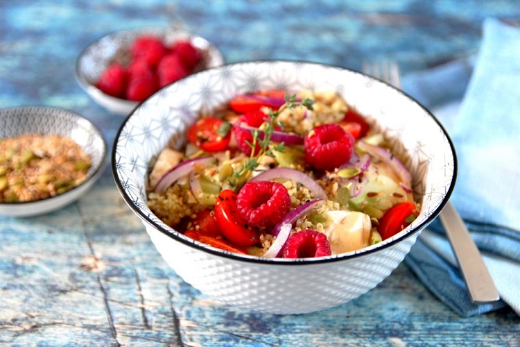 Healthy Raspberry Quinoa Salad