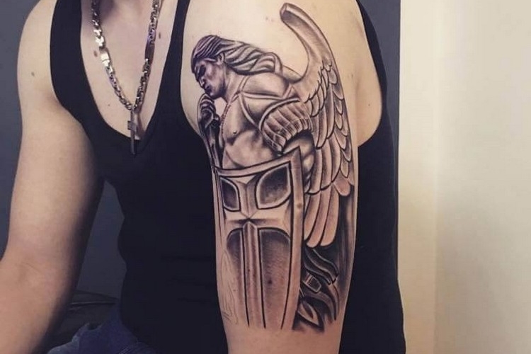Tatouage homme épaule - 30 des meilleures idées en styles variés