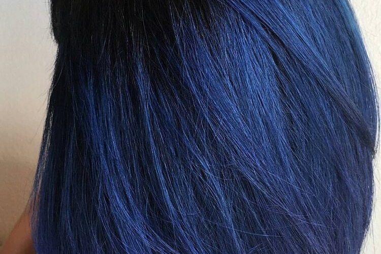 Coloration bleu nuit c'est pour qui et comment la porter — free download
