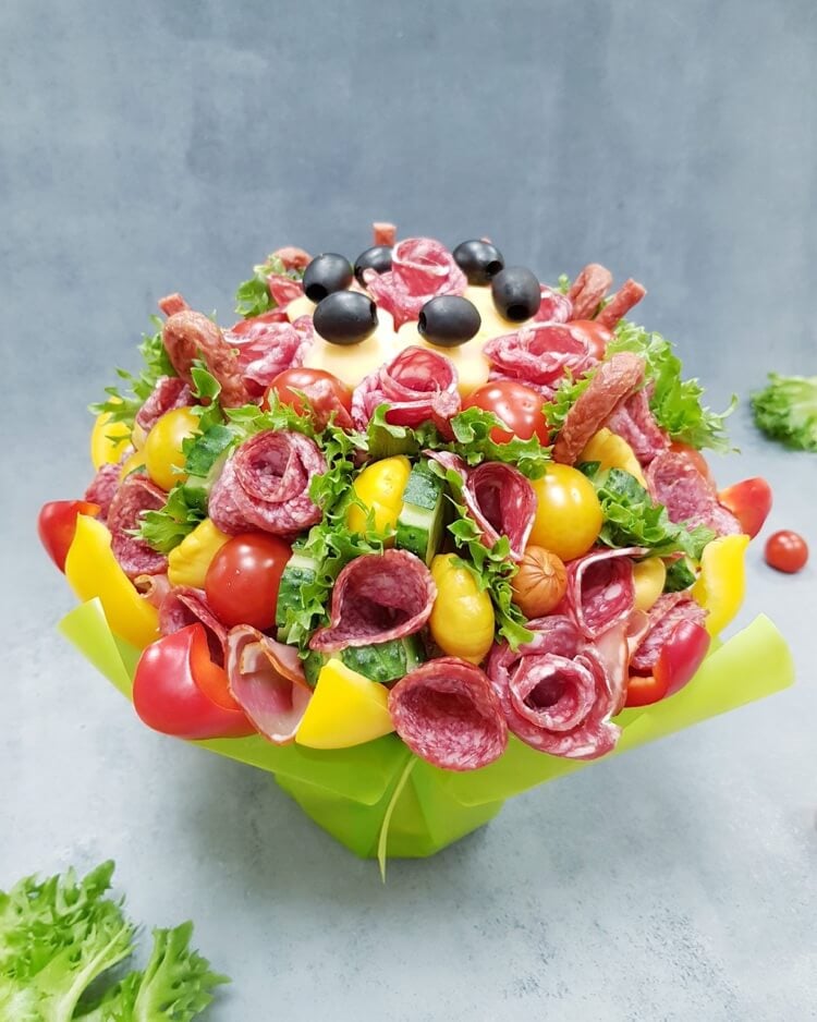 bouquet comestible charcuterie fromage olives salade
