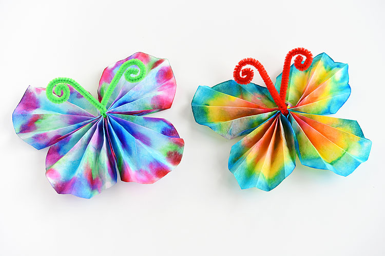 bricolage papillons filtres cafe multicolores