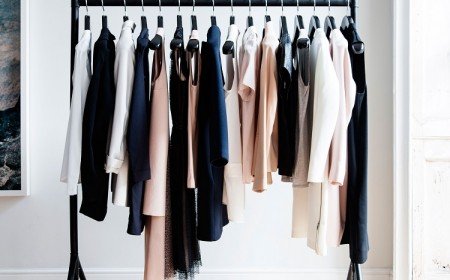 combien de vêtements pour une garde robe capsule minimaliste réussie