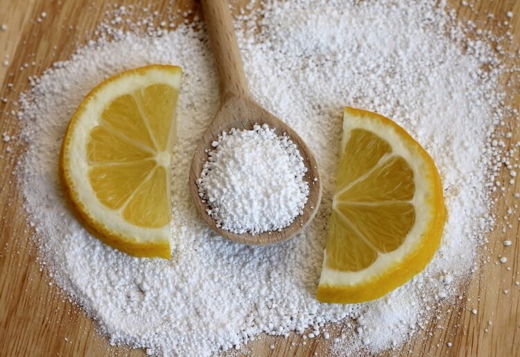 comment faire un désherbant naturel jus de citron
