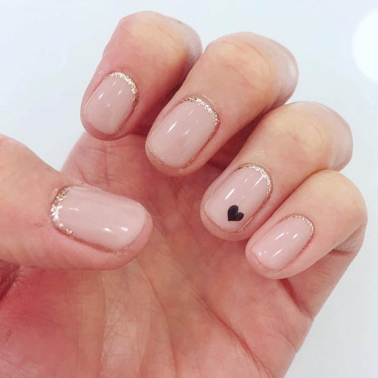 forme ongles naturelle manucure nude nail art simple