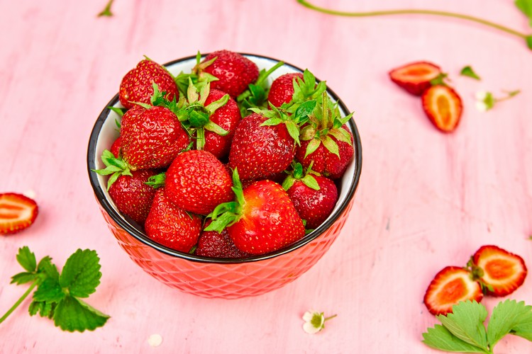 manger des fraises vertus santé aliment sain renforcer système immunitaire fruit rouge
