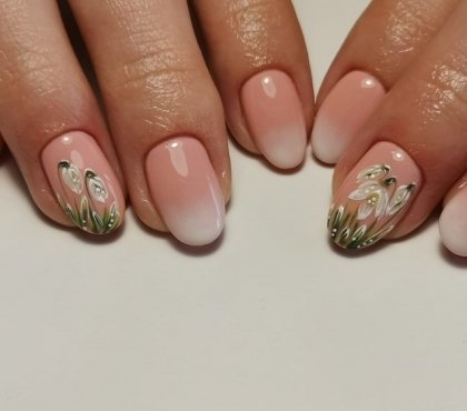 ongles florales pour le printemps