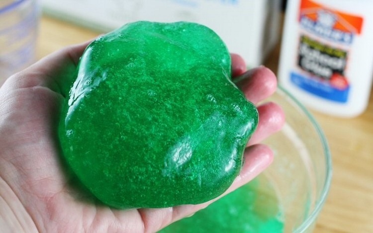 Comment faire du slime sans colle ni borax - 7 top recettes anodins