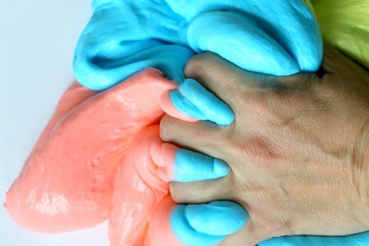 Comment faire du slime sans colle ni borax - 7 top recettes anodins