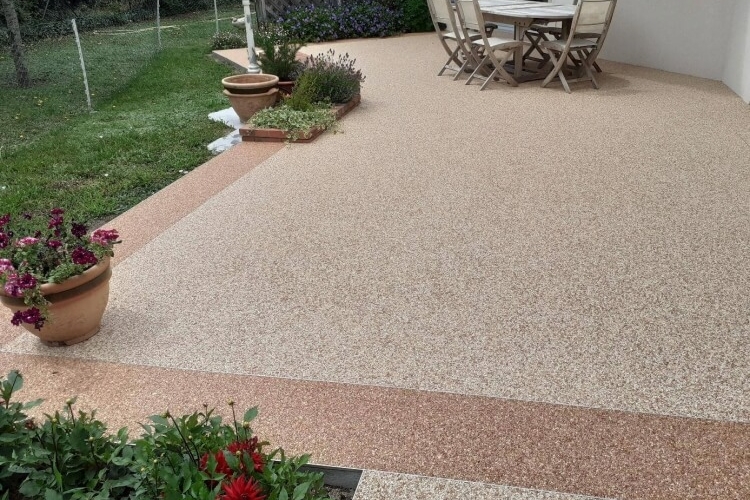 revêtement de sol terrasse tapis de pierre