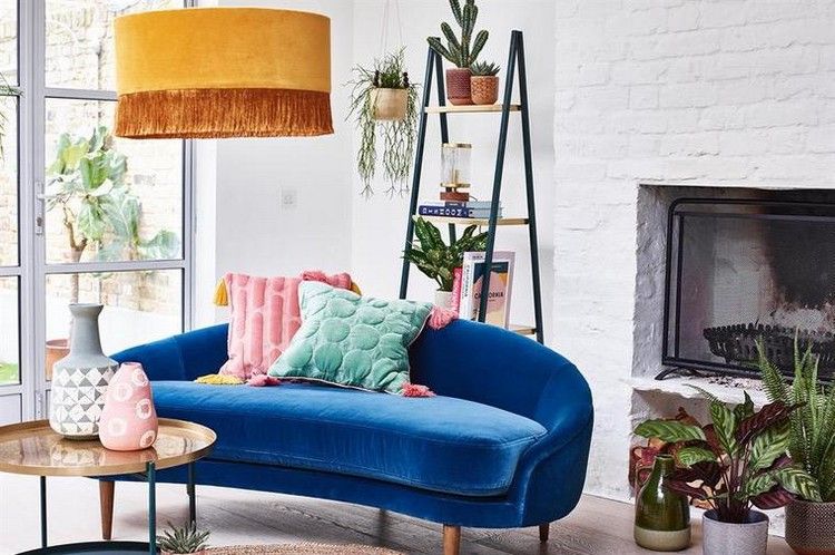 salon design moderne canapé bleu à forme arrondie