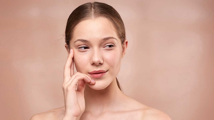 trucs et astuces naturelles pour booster la production de collagène de la peau visage