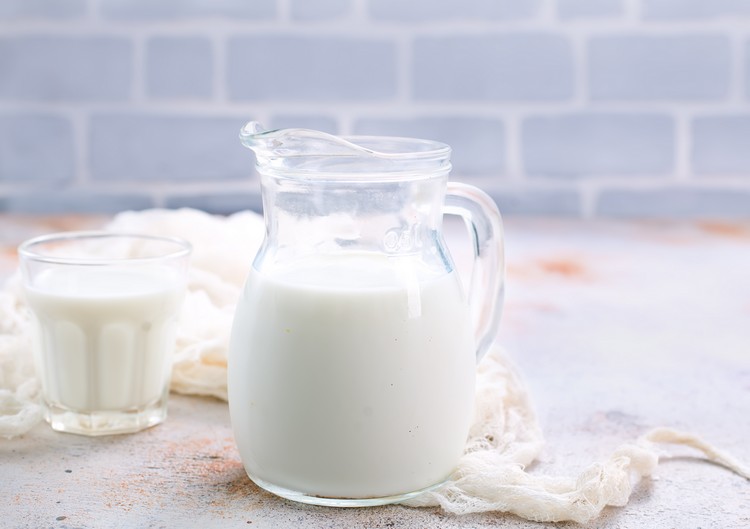 boire du lait n'augmente pas le taux de cholestérol risque diminué de maladie coronarienne étude