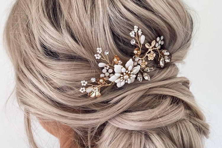 Chignon bohème chic : 20+ looks de soirée et de mariage