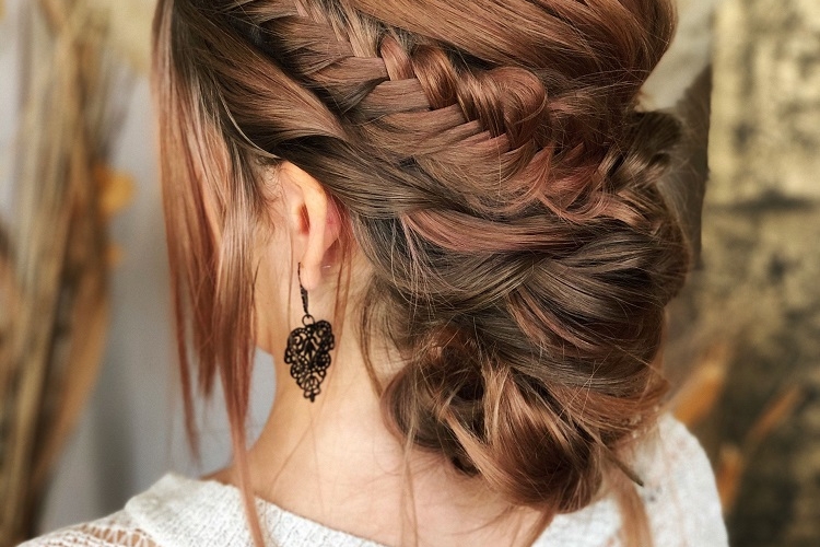 Chignon bohème chic : 20+ looks de soirée et de mariage
