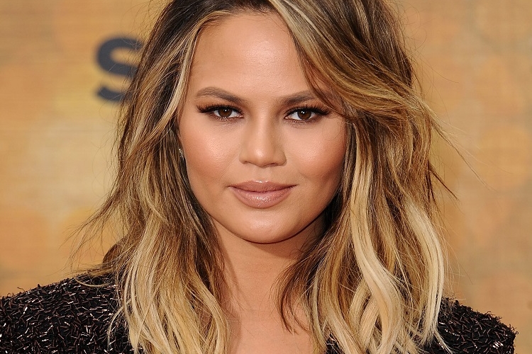 Coupe de cheveux visage rond : laquelle pour vous