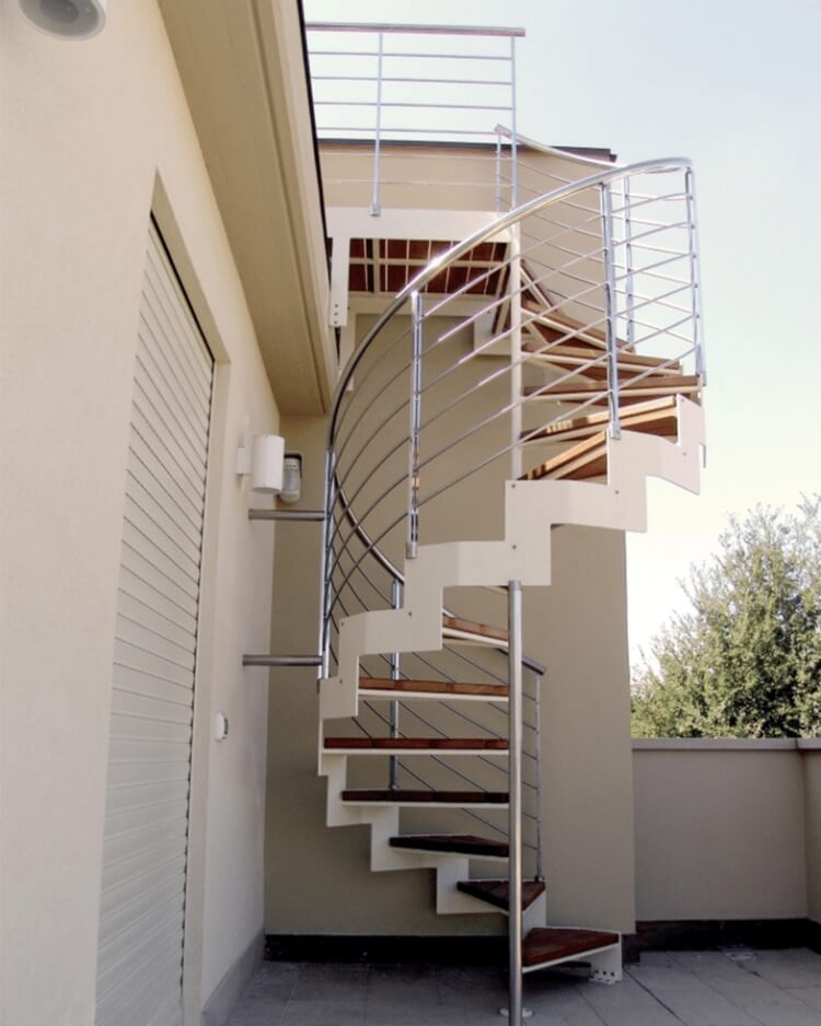 escalier extérieur design combiner bois inox design
