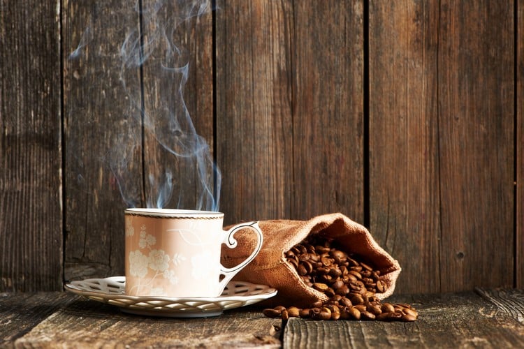 perdre du poids avec du café études scientifiques propriétés de la caféine boisson coupe-faim