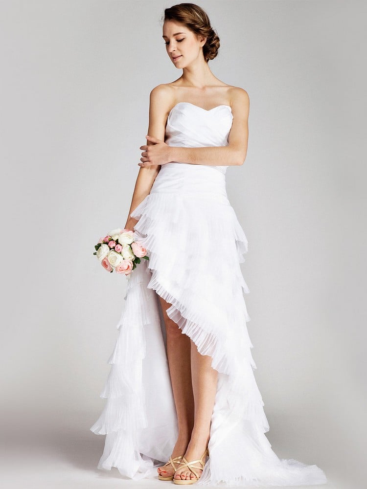 robe de mariée courte jupe asymétrique volants bustier coeur