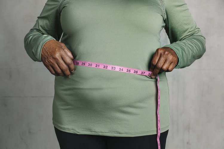 traitement de l'obésité étude prometteuse thérapie tissus adipeux alternative saine