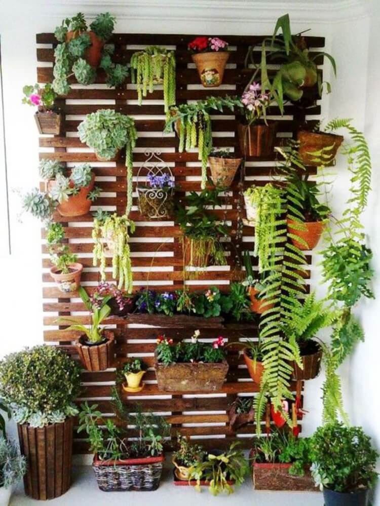aménagement balcon mur végétal comment faire matériaux récup