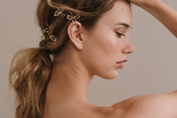 Coiffure invitée mariage : idées pour chaque goût et type de cheveux