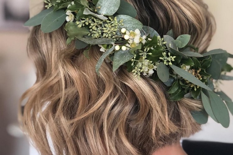 Coiffure wavy mariage - idées pour cheveux court, mi-long ou long