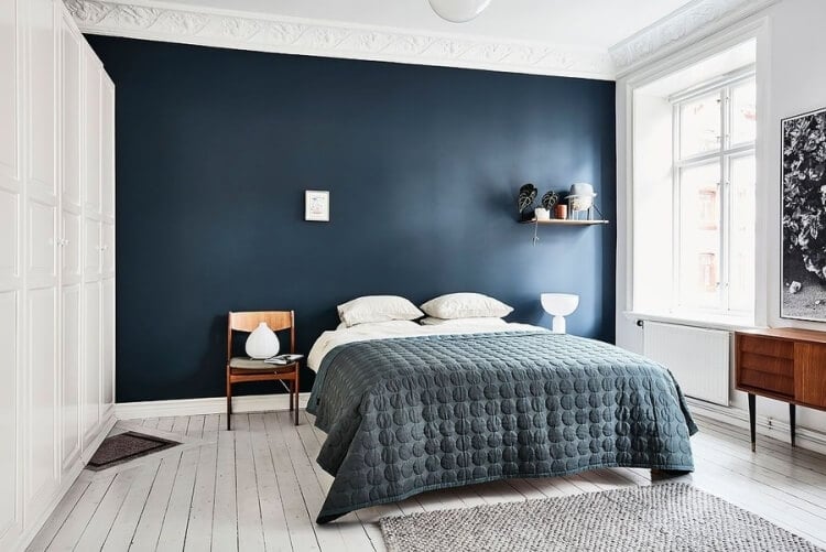 couleur de peinture pour une chambre adulte bleu foncé