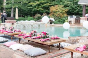 décoration piscine élégante pour anniversaire style bohème chic mariage