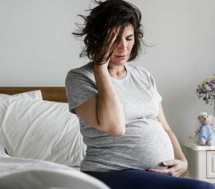 femmes enceintes souffrant de migraine risque accru de complications diabète hyperlipidémie caillots sanguins dépression nouvelle étude